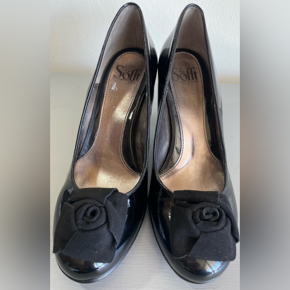 SOFFT WOMEN’s FLEUR PUMP, FABRIC ROSETTE DETAIL, BLACK, SZ 7.5 - Picture 4 of 10